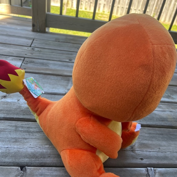 Charmander Winking  Pokemon Banpresto Bandai Spirits Plush 13" Doll - Picture 9 of 10